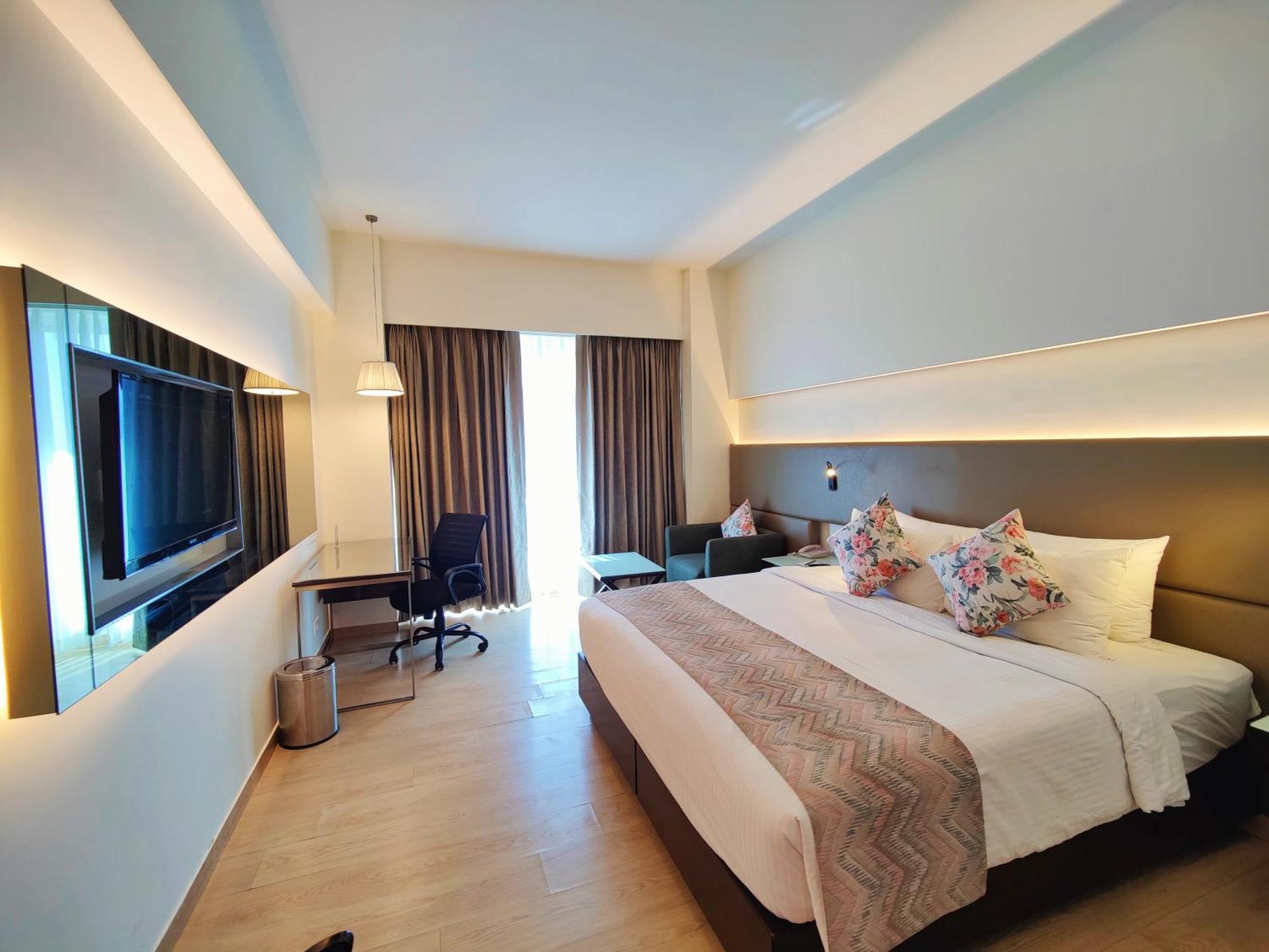 Regenta Central Grand Exotica Pimpri-Chinchwad Exterior foto