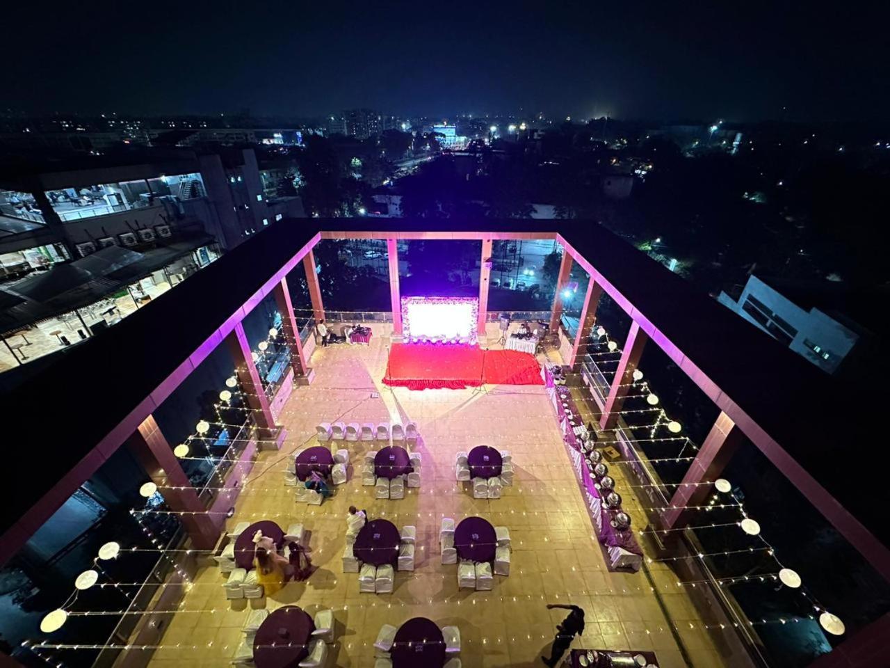 Regenta Central Grand Exotica Pimpri-Chinchwad Exterior foto